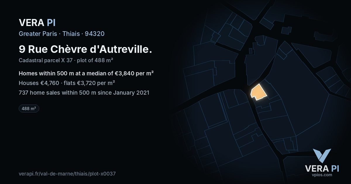 9 Rue Chèvre d'Autreville, Thiais at night – the plot lit, the parcels around coloured by the prices near them