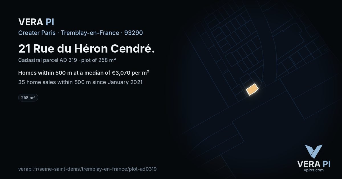 21 Rue du Héron Cendré, Tremblay-en-France at night – the plot lit, the parcels around coloured by the prices near them