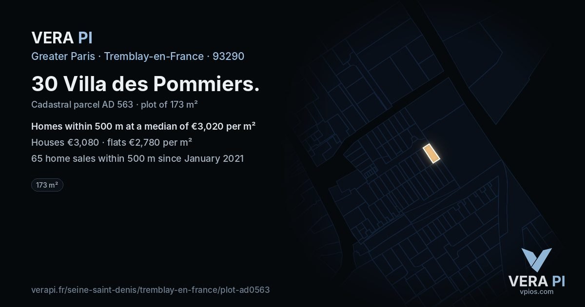 30 Villa des Pommiers, Tremblay-en-France at night – the plot lit, the parcels around coloured by the prices near them