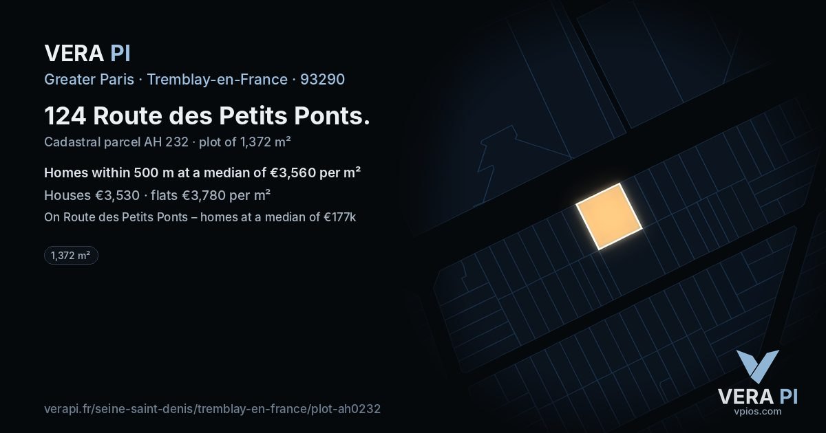 124 Route des Petits Ponts, Tremblay-en-France at night – the plot lit, the parcels around coloured by the prices near them