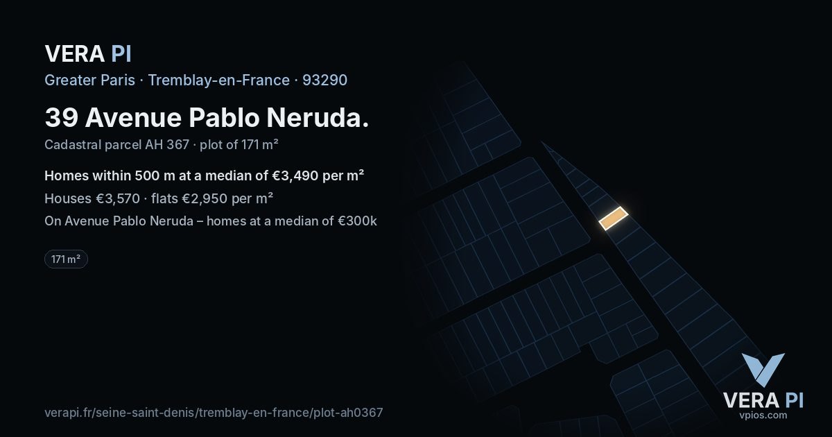 39 Avenue Pablo Neruda, Tremblay-en-France at night – the plot lit, the parcels around coloured by the prices near them