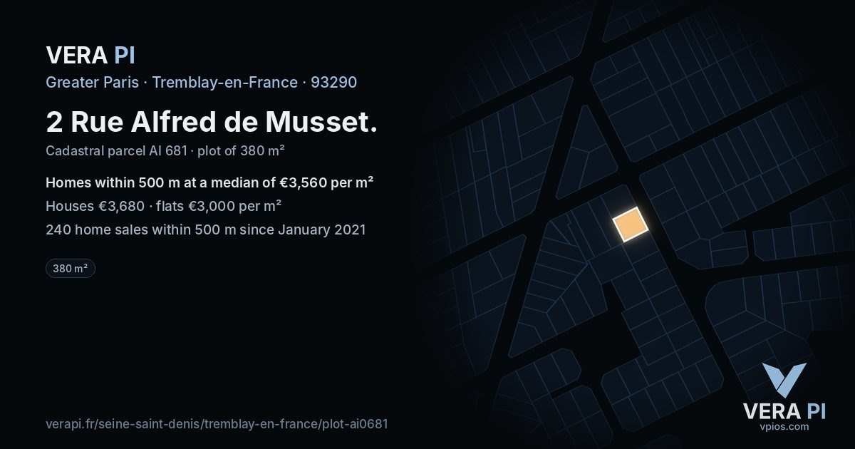 2 Rue Alfred de Musset, Tremblay-en-France at night – the plot lit, the parcels around coloured by the prices near them