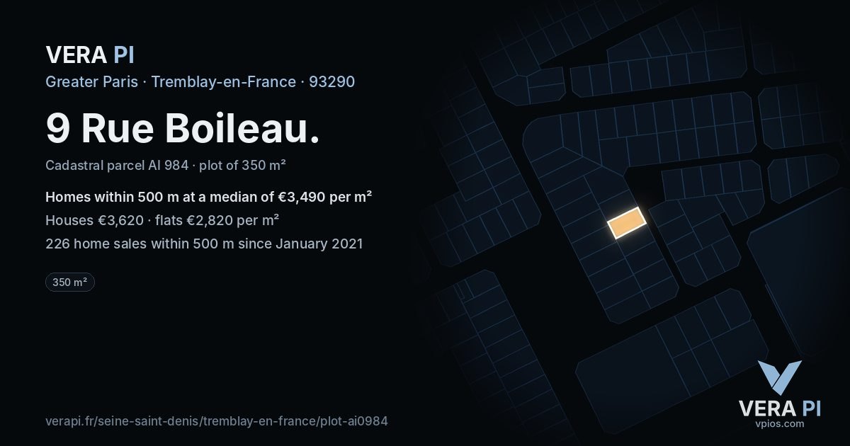 9 Rue Boileau, Tremblay-en-France at night – the plot lit, the parcels around coloured by the prices near them