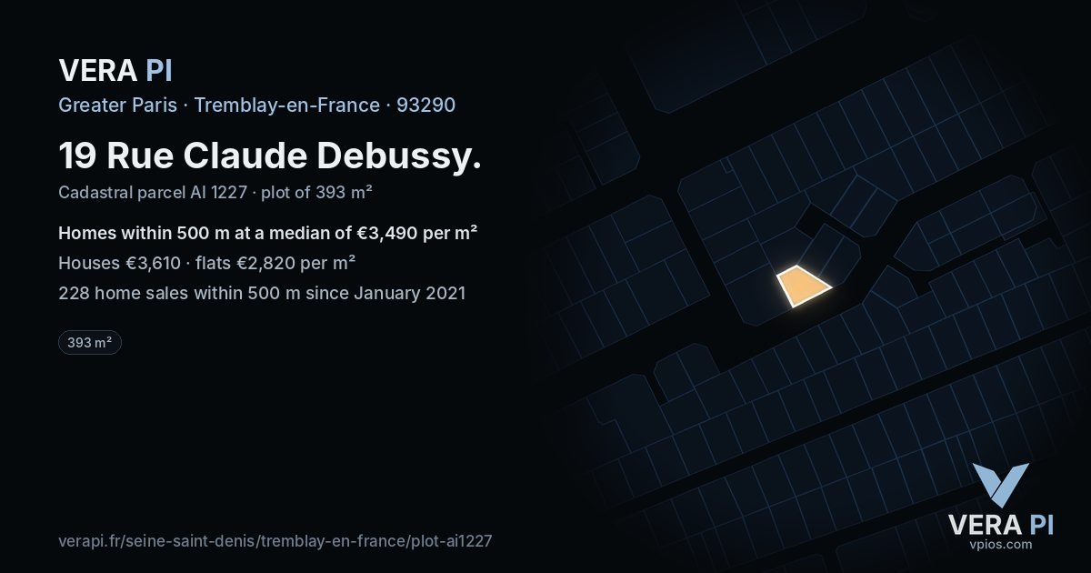 19 Rue Claude Debussy, Tremblay-en-France at night – the plot lit, the parcels around coloured by the prices near them