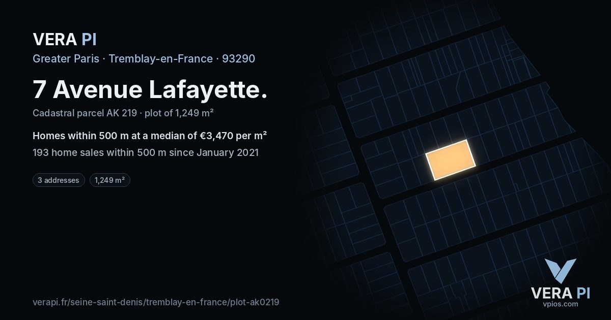 7 Avenue Lafayette, Tremblay-en-France at night – the plot lit, the parcels around coloured by the prices near them