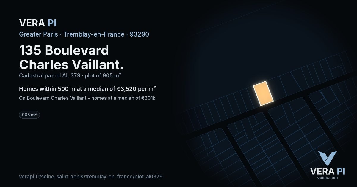 135 Boulevard Charles Vaillant, Tremblay-en-France at night – the plot lit, the parcels around coloured by the prices near them
