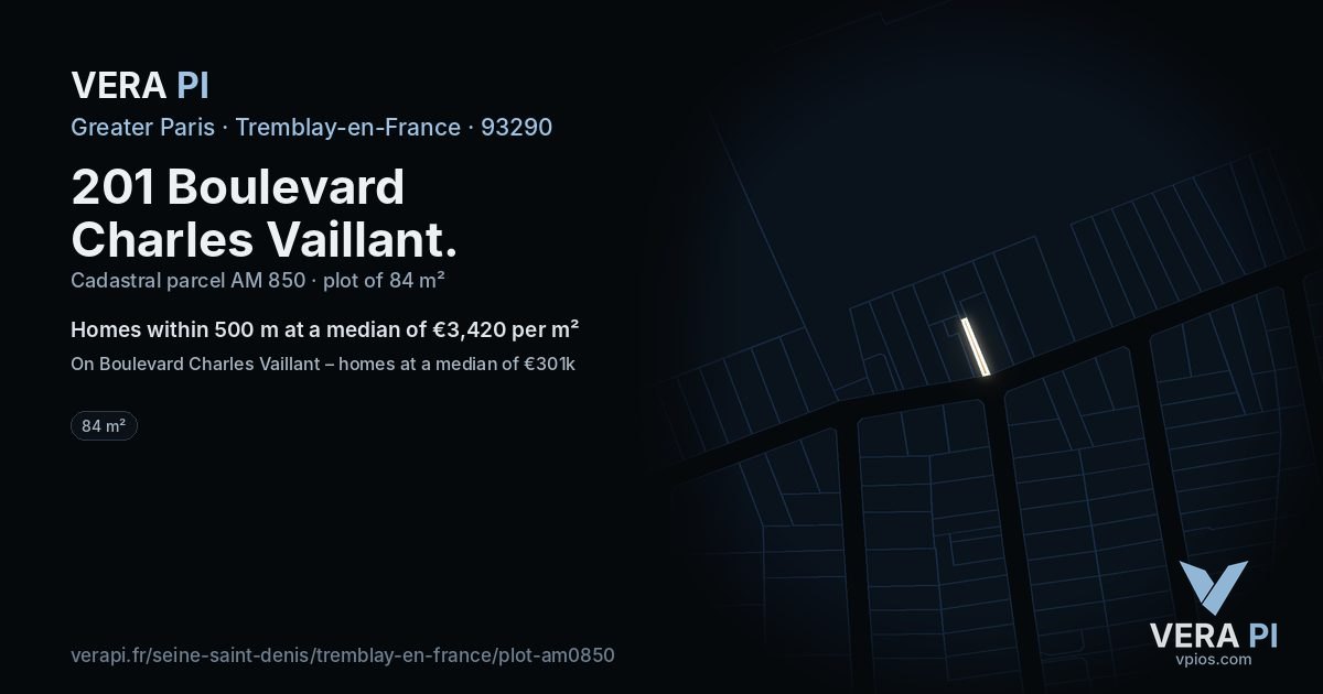 201 Boulevard Charles Vaillant, Tremblay-en-France at night – the plot lit, the parcels around coloured by the prices near them