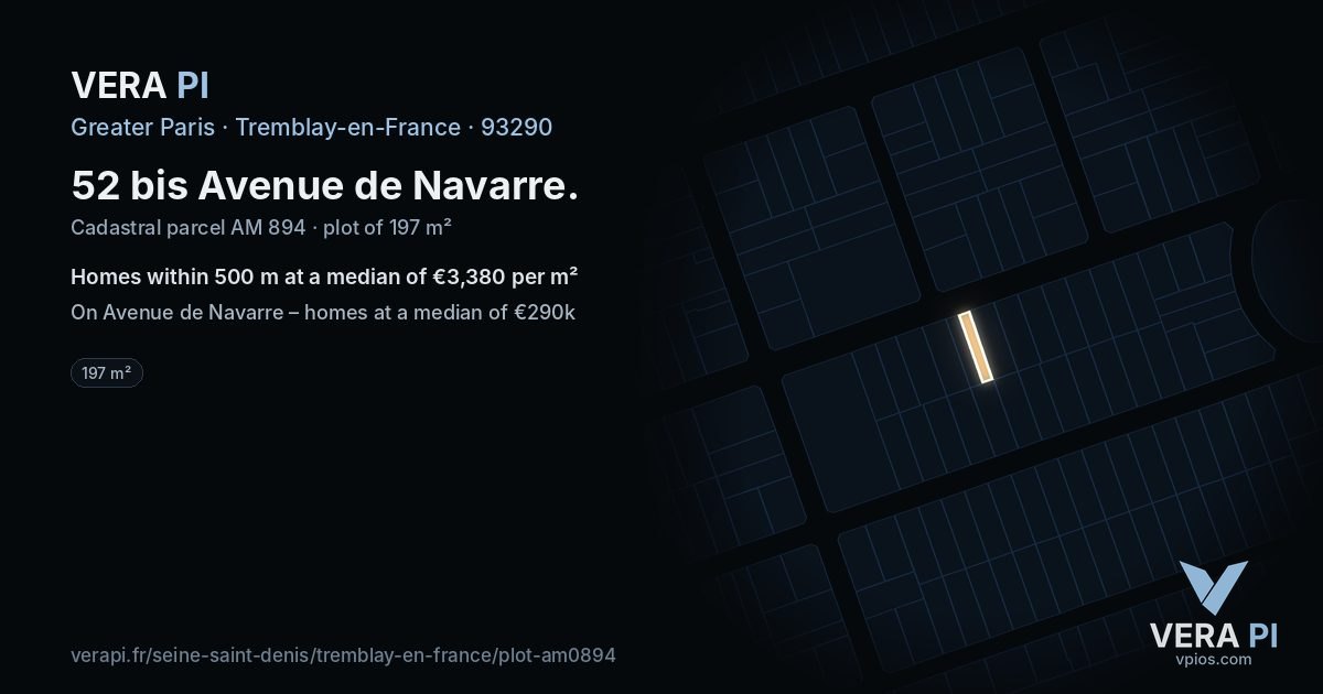52 bis Avenue de Navarre, Tremblay-en-France at night – the plot lit, the parcels around coloured by the prices near them