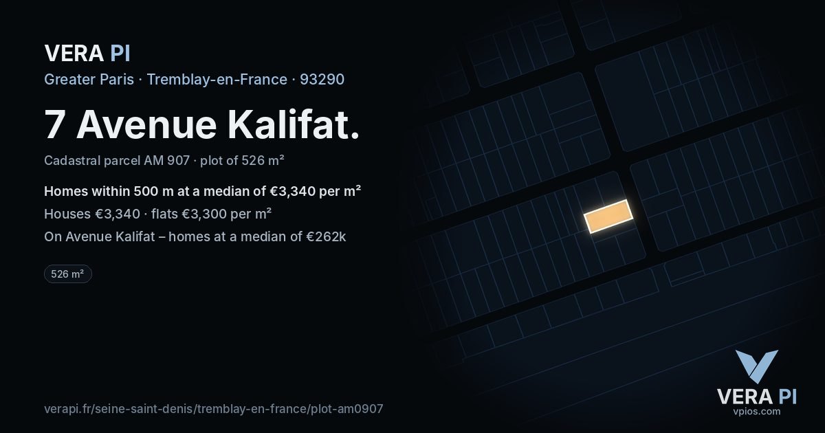 7 Avenue Kalifat, Tremblay-en-France at night – the plot lit, the parcels around coloured by the prices near them