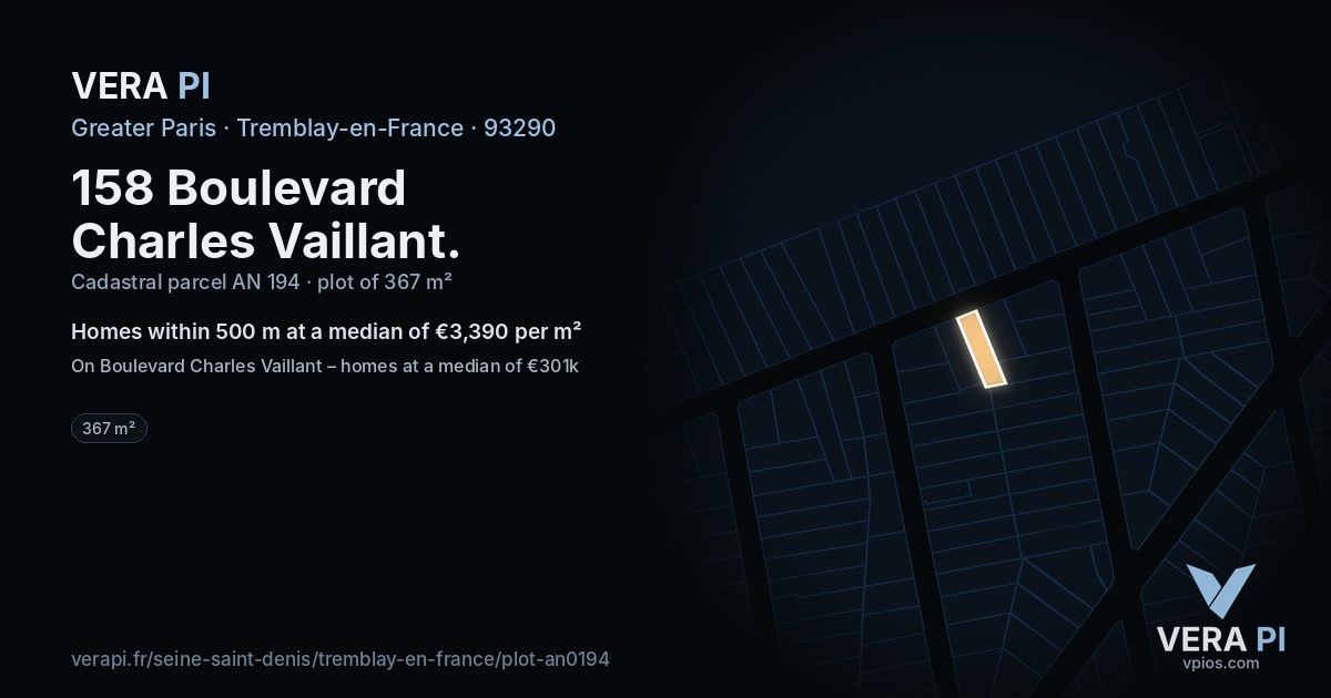158 Boulevard Charles Vaillant, Tremblay-en-France at night – the plot lit, the parcels around coloured by the prices near them