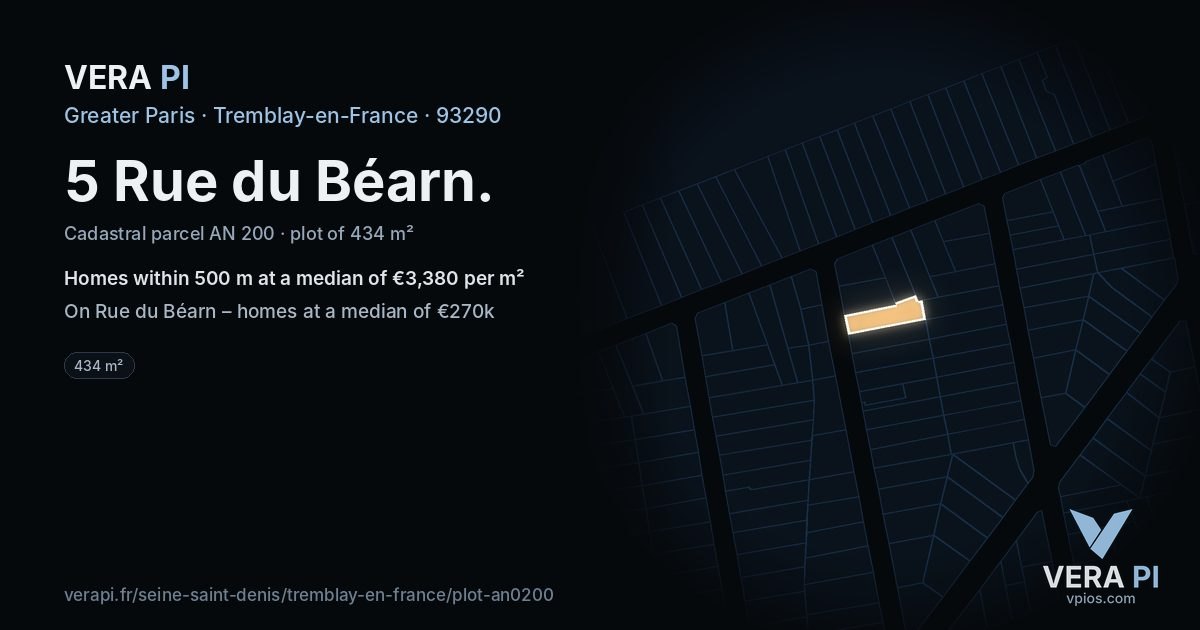 5 Rue du Béarn, Tremblay-en-France at night – the plot lit, the parcels around coloured by the prices near them