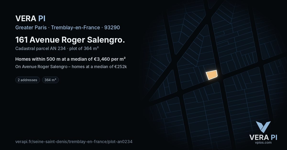 161 Avenue Roger Salengro, Tremblay-en-France at night – the plot lit, the parcels around coloured by the prices near them