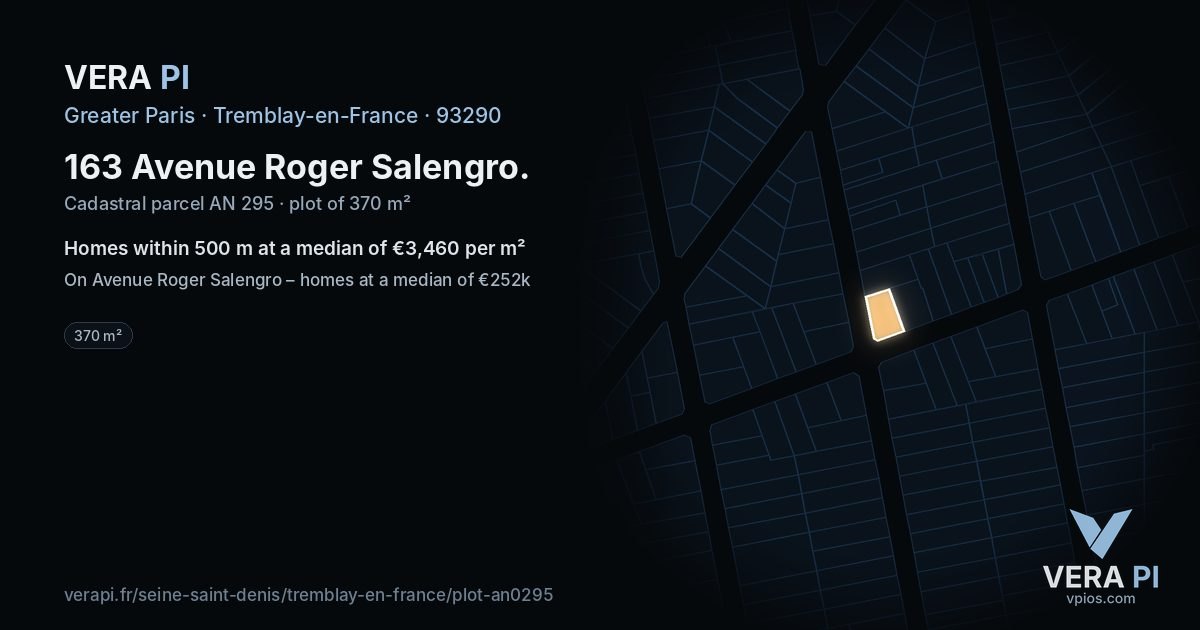 163 Avenue Roger Salengro, Tremblay-en-France at night – the plot lit, the parcels around coloured by the prices near them