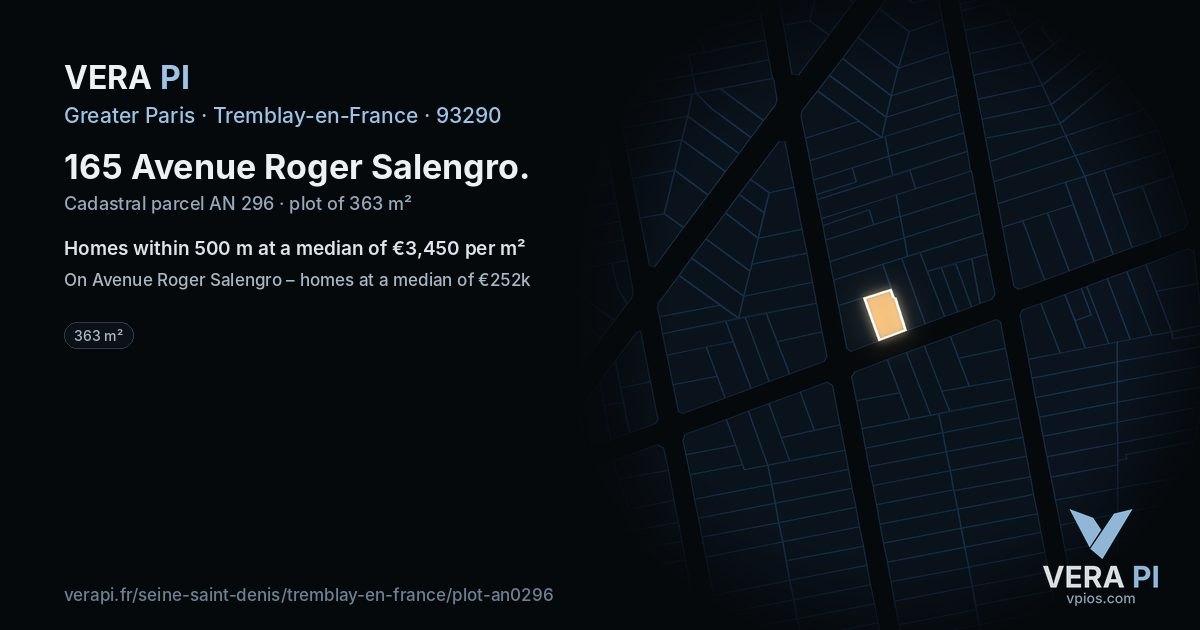 165 Avenue Roger Salengro, Tremblay-en-France at night – the plot lit, the parcels around coloured by the prices near them
