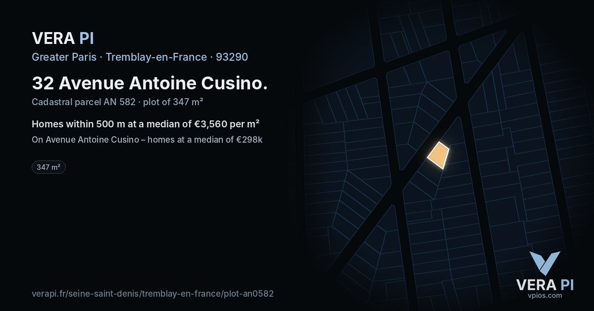 32 Avenue Antoine Cusino, Tremblay-en-France at night – the plot lit, the parcels around coloured by the prices near them