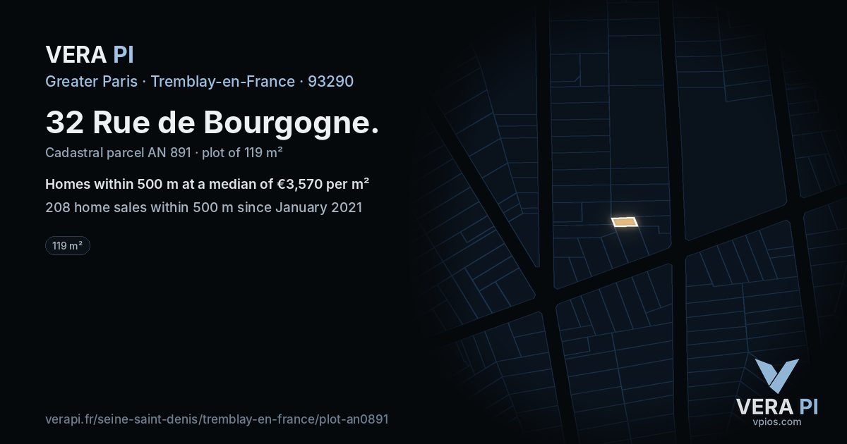32 Rue de Bourgogne, Tremblay-en-France at night – the plot lit, the parcels around coloured by the prices near them