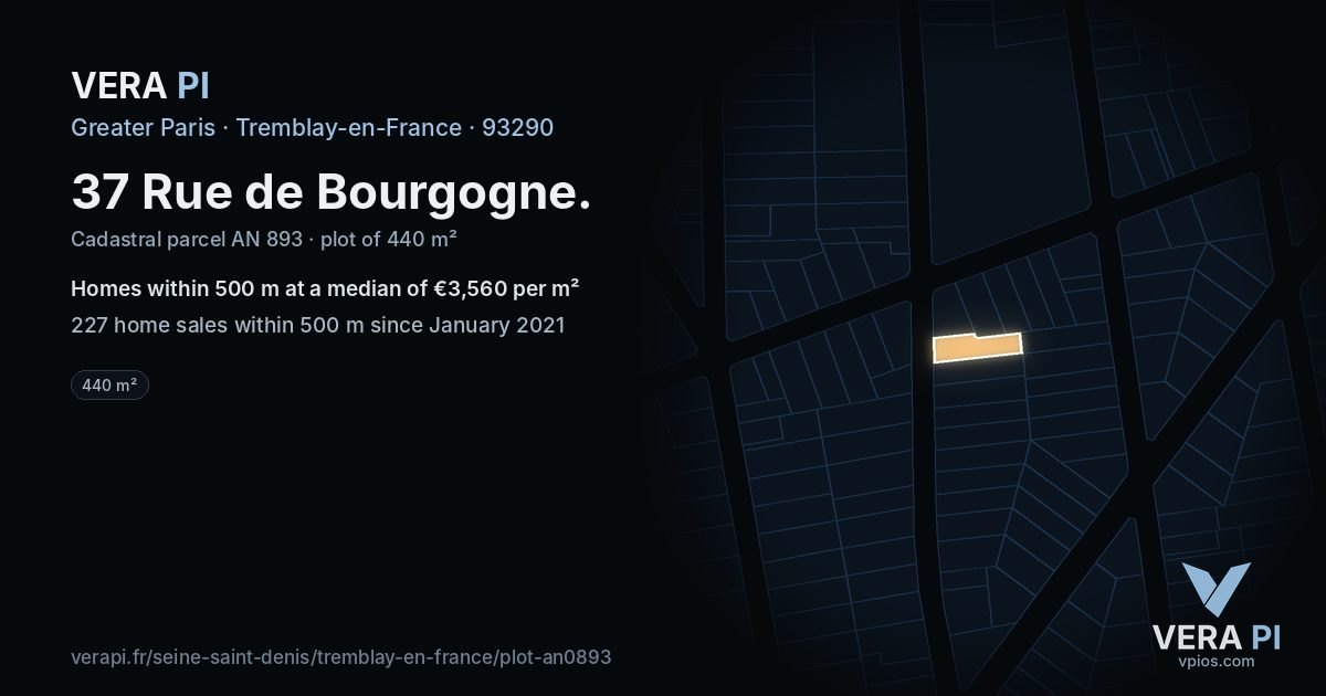 37 Rue de Bourgogne, Tremblay-en-France at night – the plot lit, the parcels around coloured by the prices near them