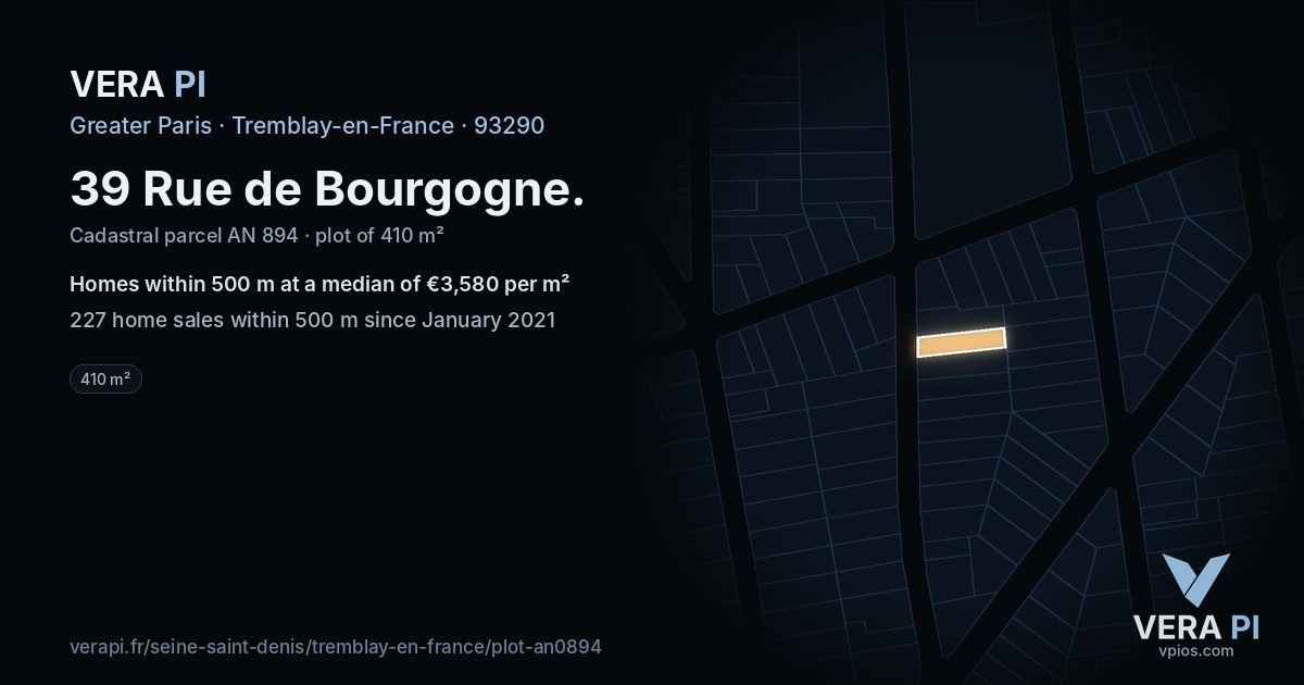 39 Rue de Bourgogne, Tremblay-en-France at night – the plot lit, the parcels around coloured by the prices near them