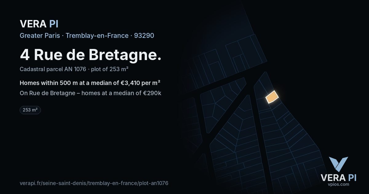 4 Rue de Bretagne, Tremblay-en-France at night – the plot lit, the parcels around coloured by the prices near them