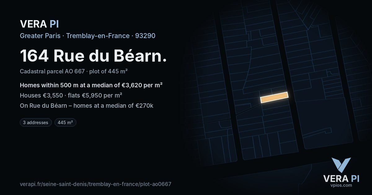 164 Rue du Béarn, Tremblay-en-France at night – the plot lit, the parcels around coloured by the prices near them