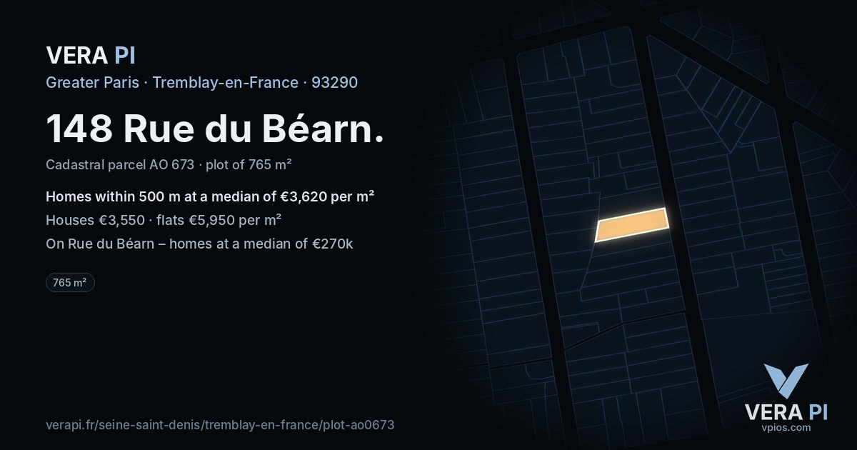 148 Rue du Béarn, Tremblay-en-France at night – the plot lit, the parcels around coloured by the prices near them