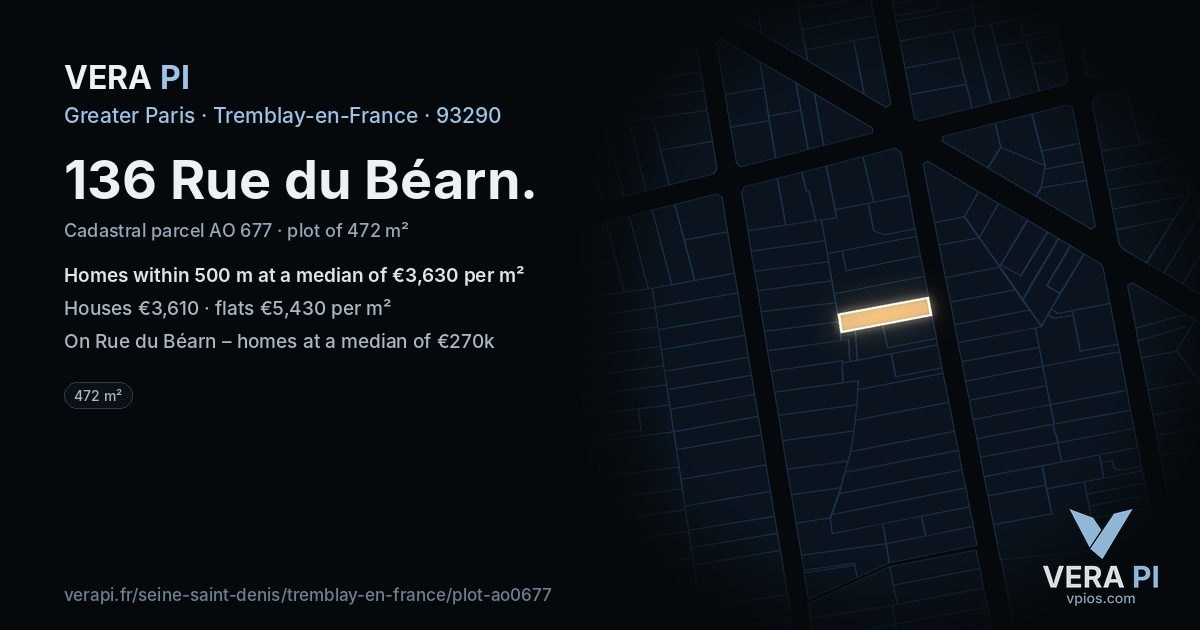136 Rue du Béarn, Tremblay-en-France at night – the plot lit, the parcels around coloured by the prices near them