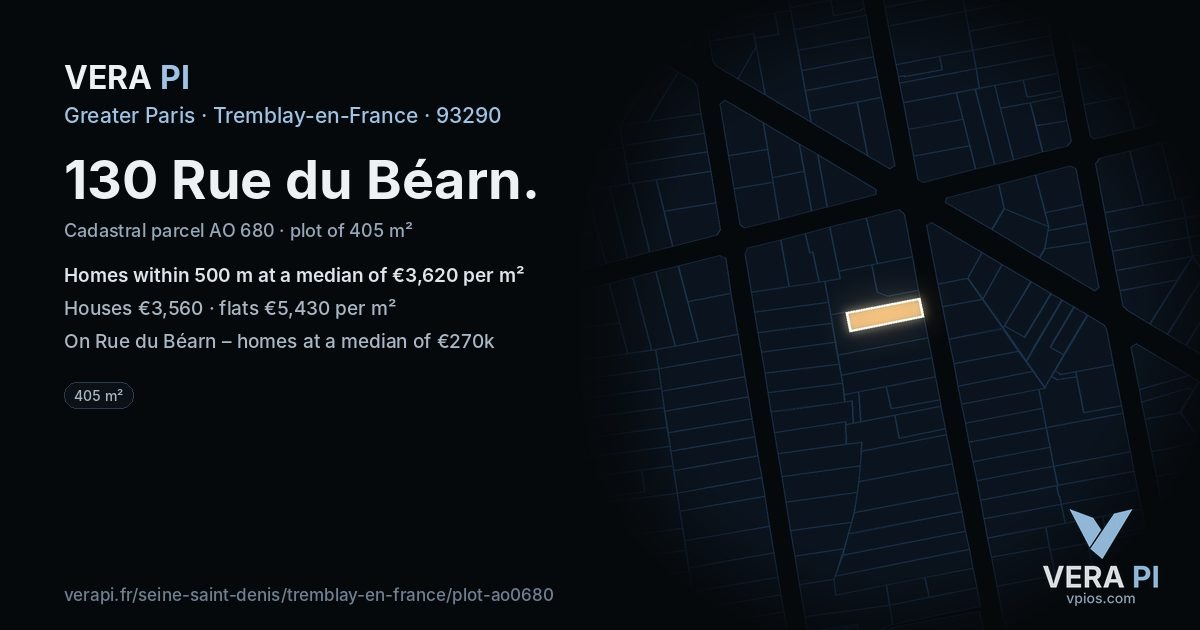 130 Rue du Béarn, Tremblay-en-France at night – the plot lit, the parcels around coloured by the prices near them