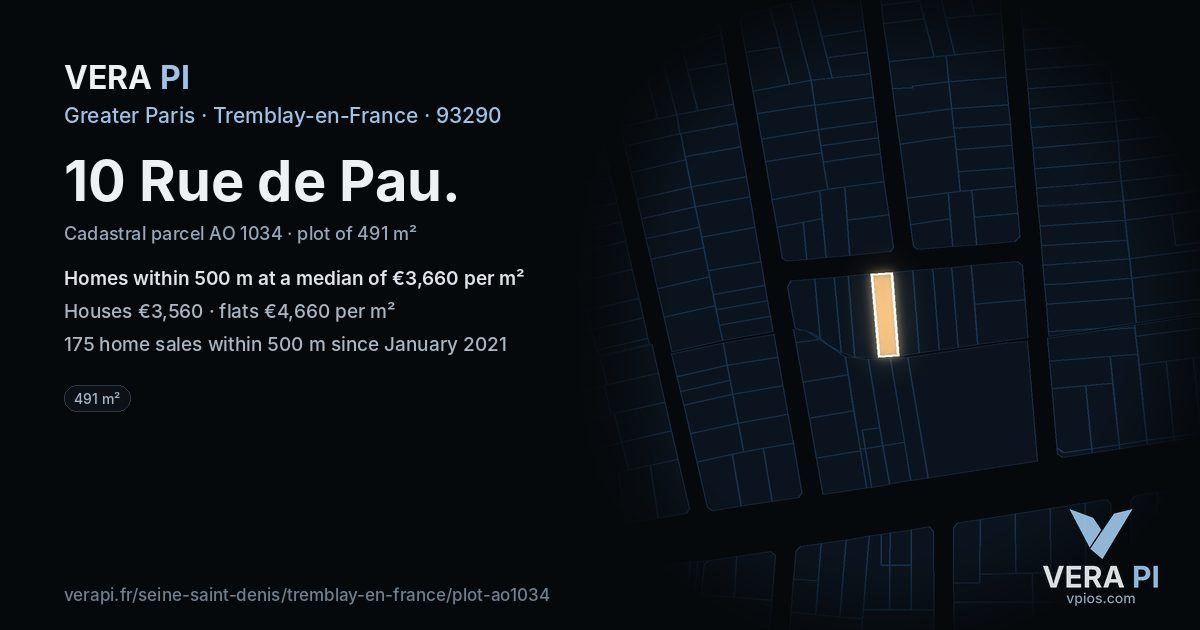 10 Rue de Pau, Tremblay-en-France at night – the plot lit, the parcels around coloured by the prices near them