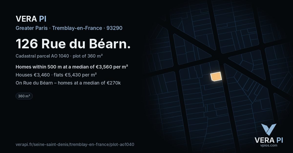 126 Rue du Béarn, Tremblay-en-France at night – the plot lit, the parcels around coloured by the prices near them