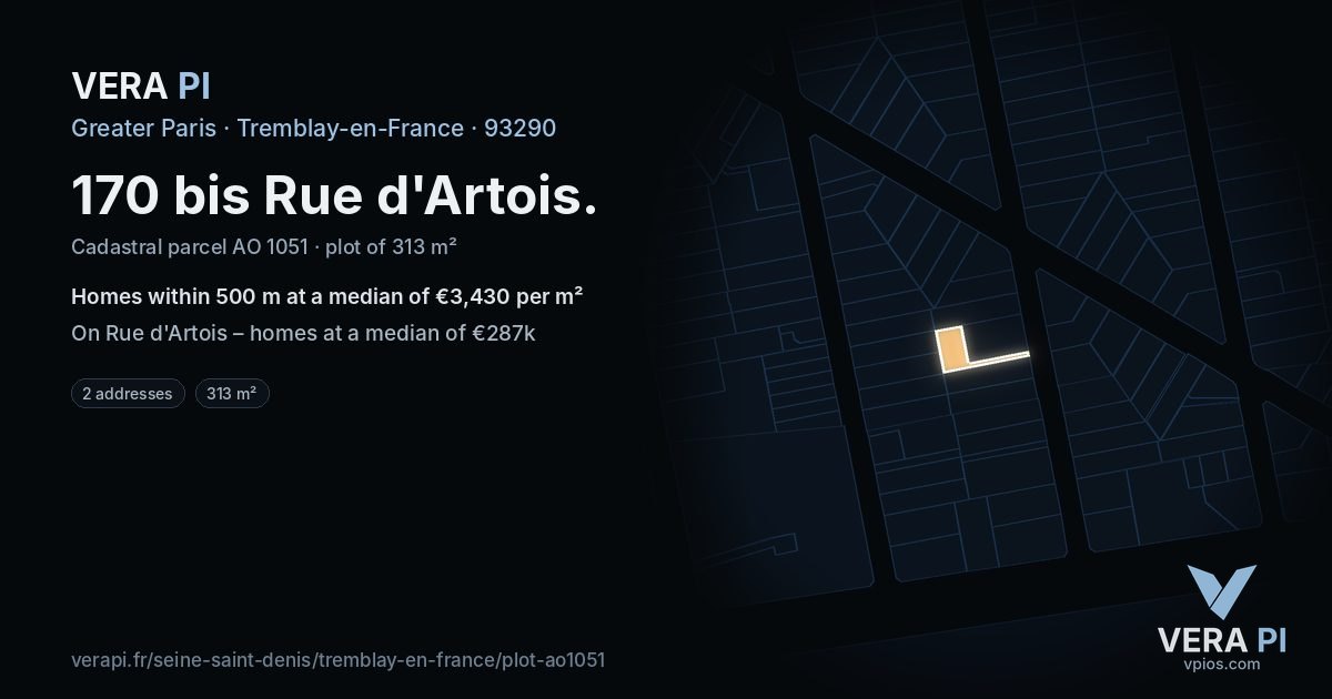 170 bis Rue d'Artois, Tremblay-en-France at night – the plot lit, the parcels around coloured by the prices near them