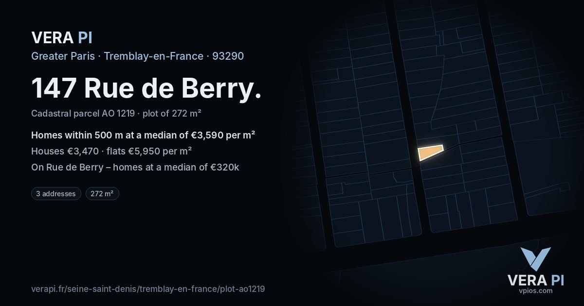 147 Rue de Berry, Tremblay-en-France at night – the plot lit, the parcels around coloured by the prices near them