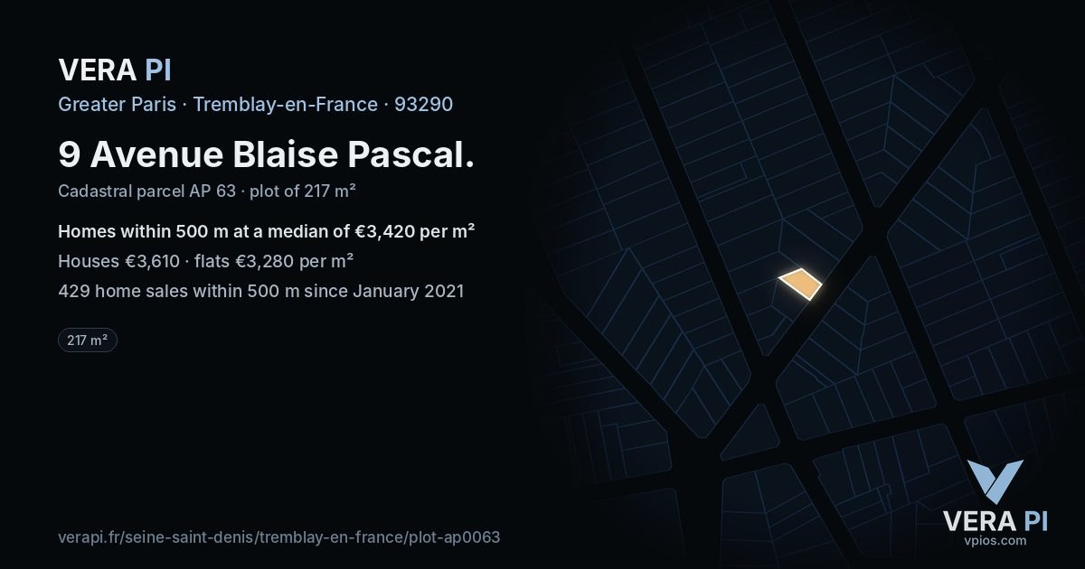 9 Avenue Blaise Pascal, Tremblay-en-France at night – the plot lit, the parcels around coloured by the prices near them