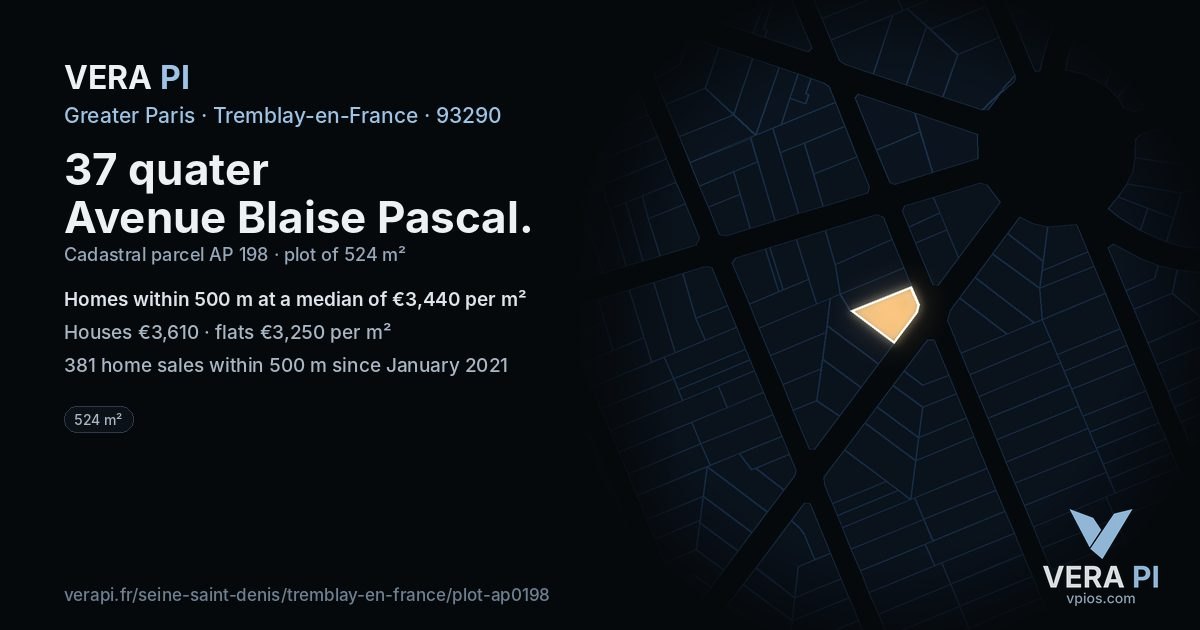 37 quater Avenue Blaise Pascal, Tremblay-en-France at night – the plot lit, the parcels around coloured by the prices near them