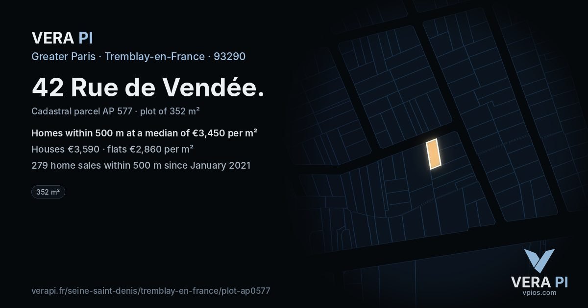 42 Rue de Vendée, Tremblay-en-France at night – the plot lit, the parcels around coloured by the prices near them