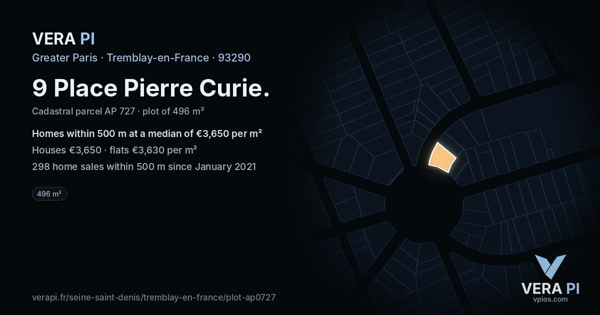 9 Place Pierre Curie, Tremblay-en-France at night – the plot lit, the parcels around coloured by the prices near them