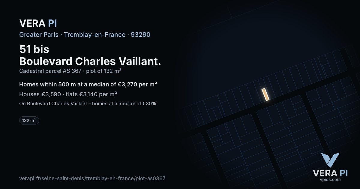 51 bis Boulevard Charles Vaillant, Tremblay-en-France at night – the plot lit, the parcels around coloured by the prices near them