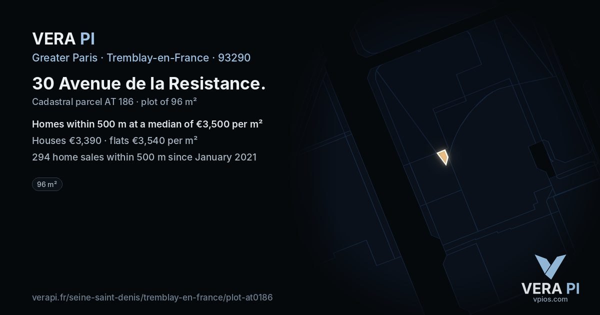 30 Avenue de la Resistance, Tremblay-en-France at night – the plot lit, the parcels around coloured by the prices near them