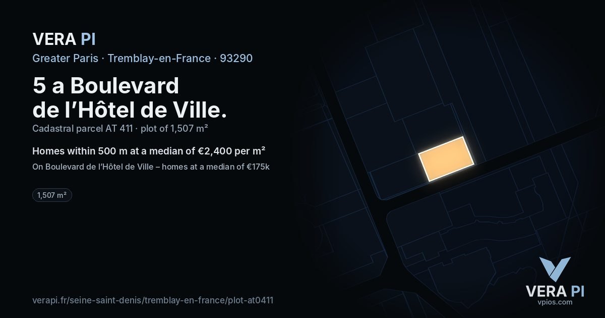 5 a Boulevard de l’Hôtel de Ville, Tremblay-en-France at night – the plot lit, the parcels around coloured by the prices near them
