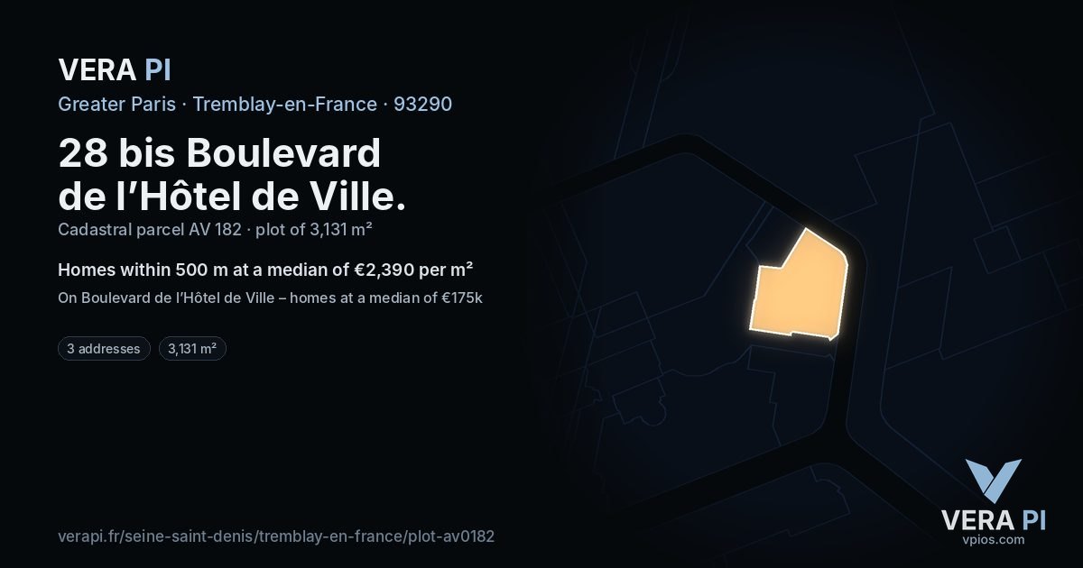 28 bis Boulevard de l’Hôtel de Ville, Tremblay-en-France at night – the plot lit, the parcels around coloured by the prices near them