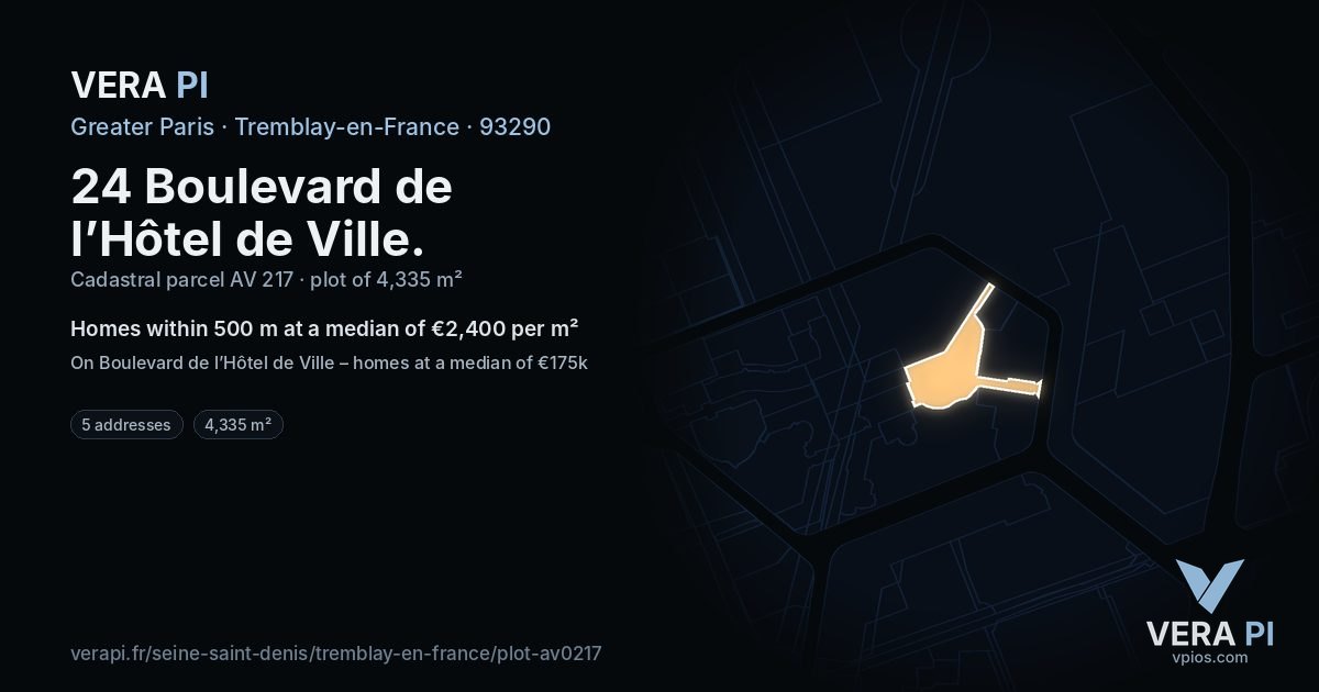 24 Boulevard de l’Hôtel de Ville, Tremblay-en-France at night – the plot lit, the parcels around coloured by the prices near them