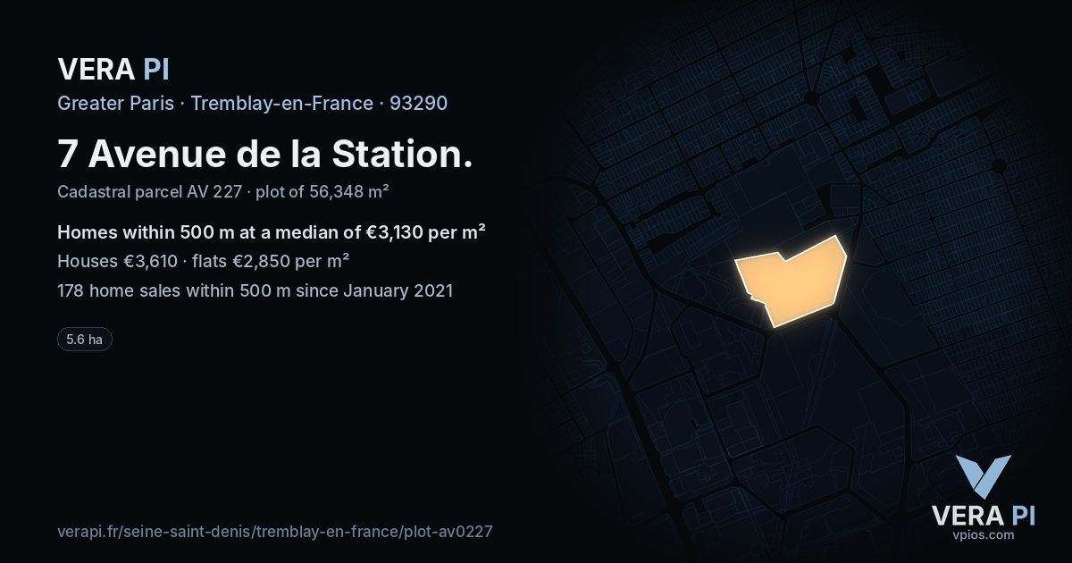 7 Avenue de la Station, Tremblay-en-France at night – the plot lit, the parcels around coloured by the prices near them