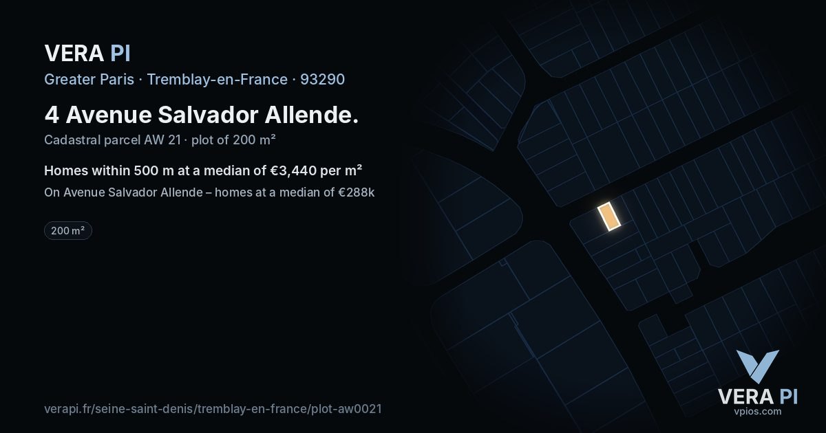 4 Avenue Salvador Allende, Tremblay-en-France at night – the plot lit, the parcels around coloured by the prices near them