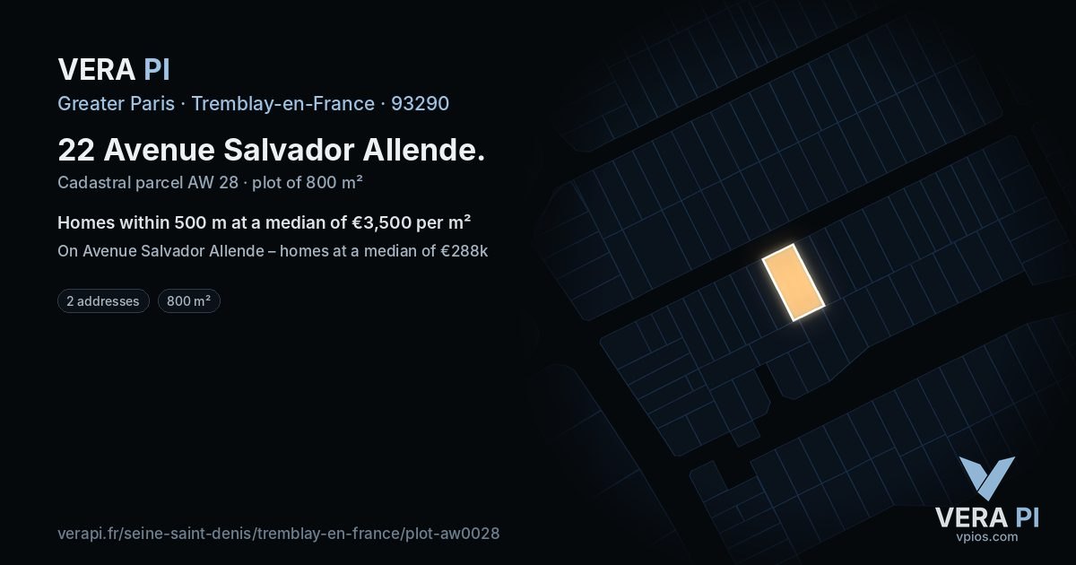 22 Avenue Salvador Allende, Tremblay-en-France at night – the plot lit, the parcels around coloured by the prices near them