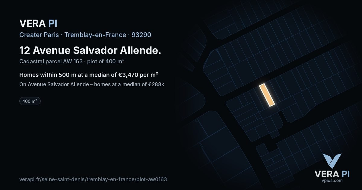 12 Avenue Salvador Allende, Tremblay-en-France at night – the plot lit, the parcels around coloured by the prices near them