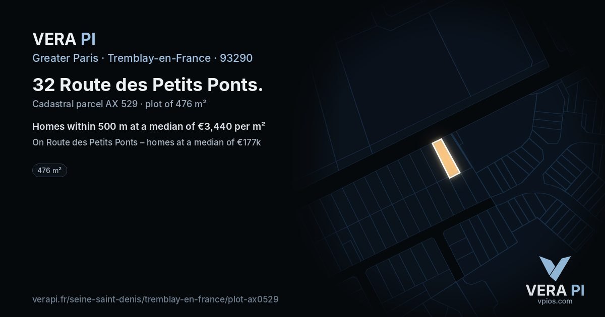 32 Route des Petits Ponts, Tremblay-en-France at night – the plot lit, the parcels around coloured by the prices near them