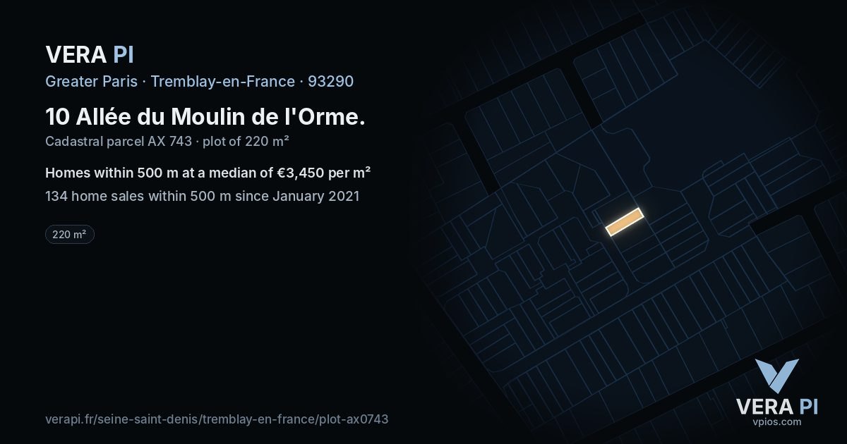 10 Allée du Moulin de l'Orme, Tremblay-en-France at night – the plot lit, the parcels around coloured by the prices near them