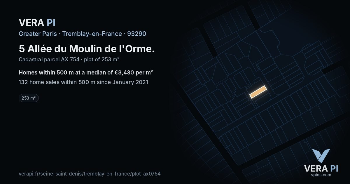 5 Allée du Moulin de l'Orme, Tremblay-en-France at night – the plot lit, the parcels around coloured by the prices near them