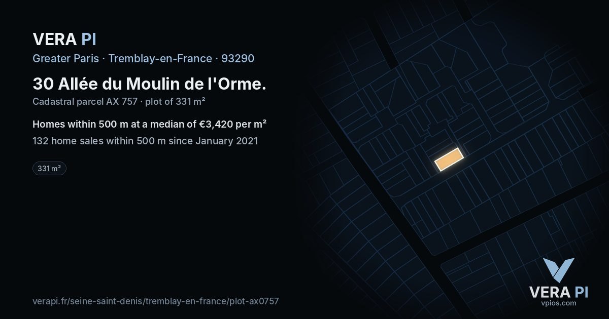 30 Allée du Moulin de l'Orme, Tremblay-en-France at night – the plot lit, the parcels around coloured by the prices near them
