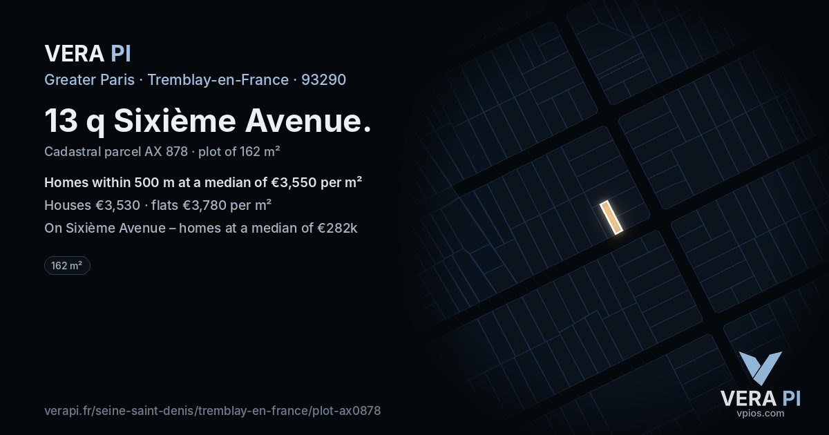 13 q Sixième Avenue, Tremblay-en-France at night – the plot lit, the parcels around coloured by the prices near them