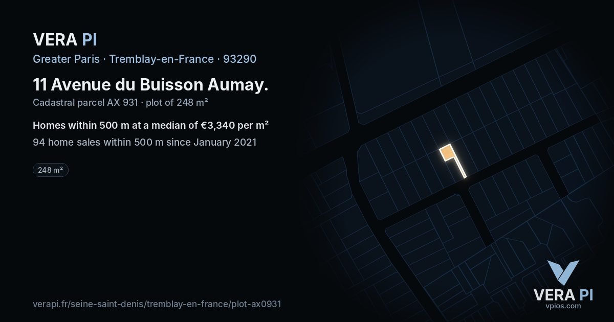 11 Avenue du Buisson Aumay, Tremblay-en-France at night – the plot lit, the parcels around coloured by the prices near them